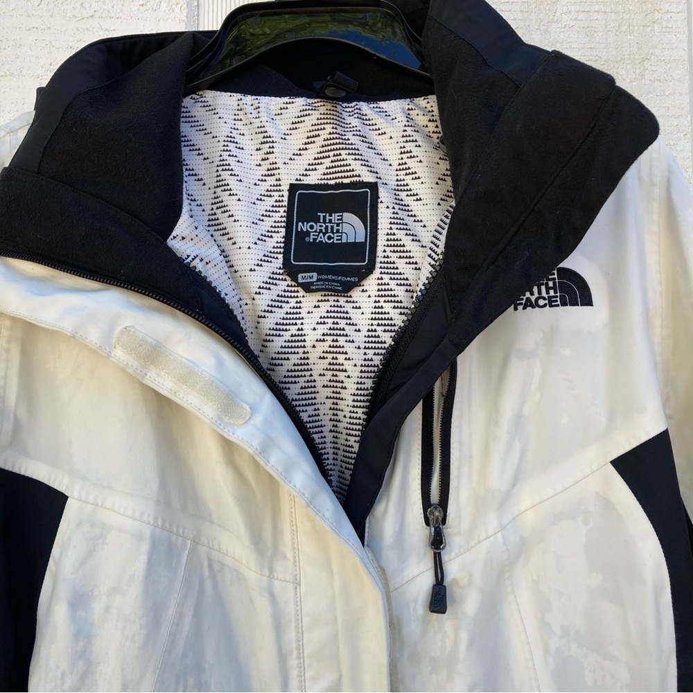 THE North Face Varius Guide Jacket - Women's Cream Black Waterproof Wind Medium - Picture 2 of 11